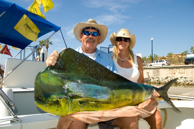  Couple fishing 